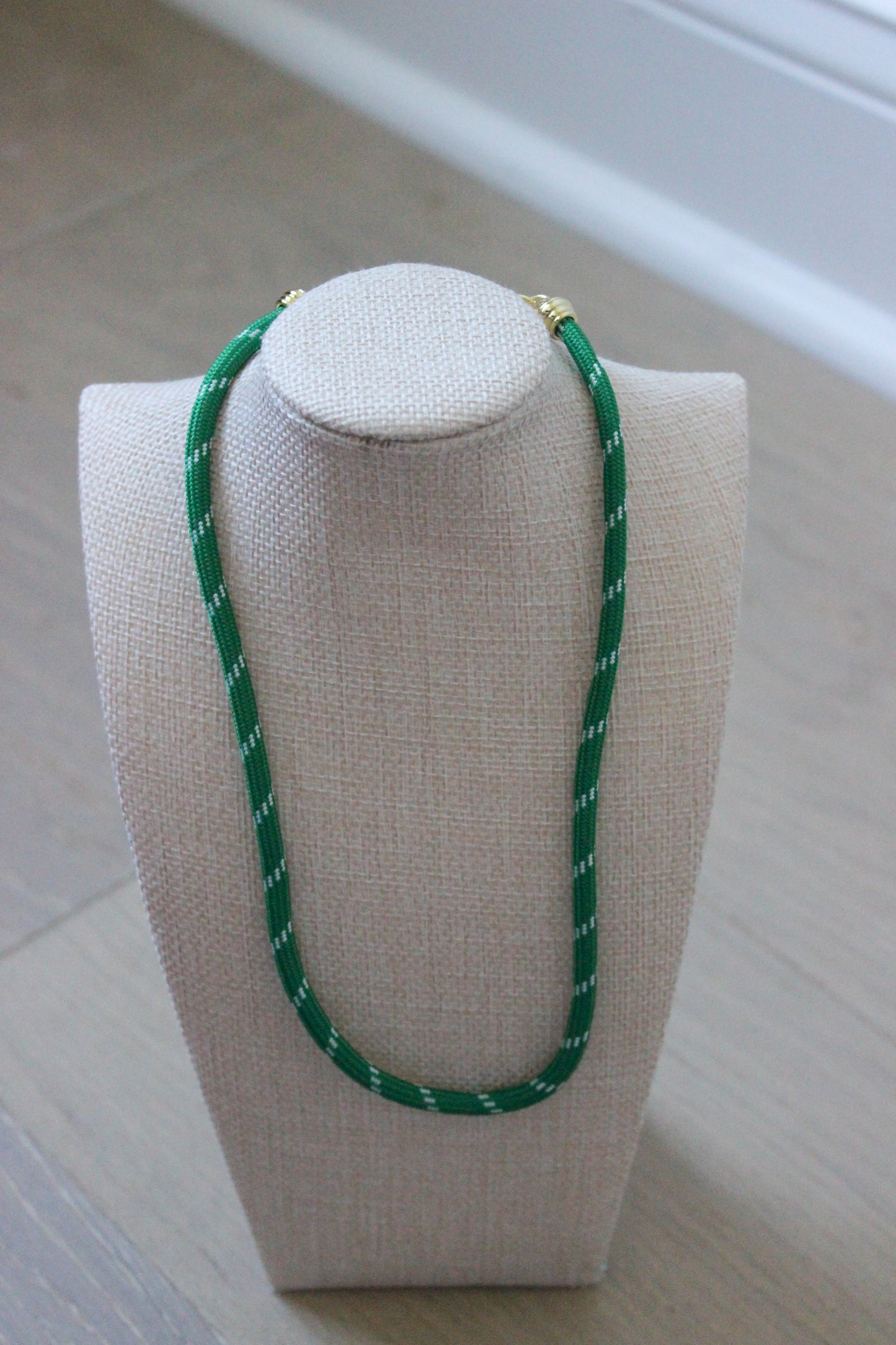 Alice Paracord Necklace