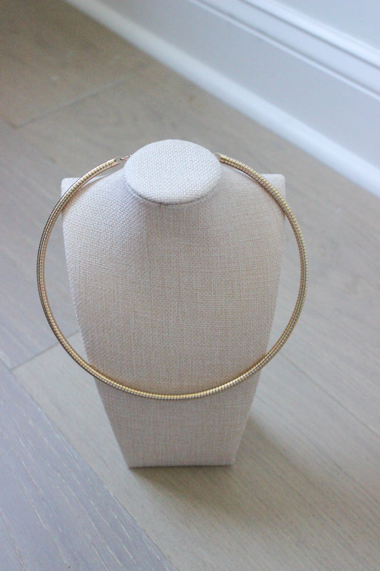 Simple Serpentine Collar