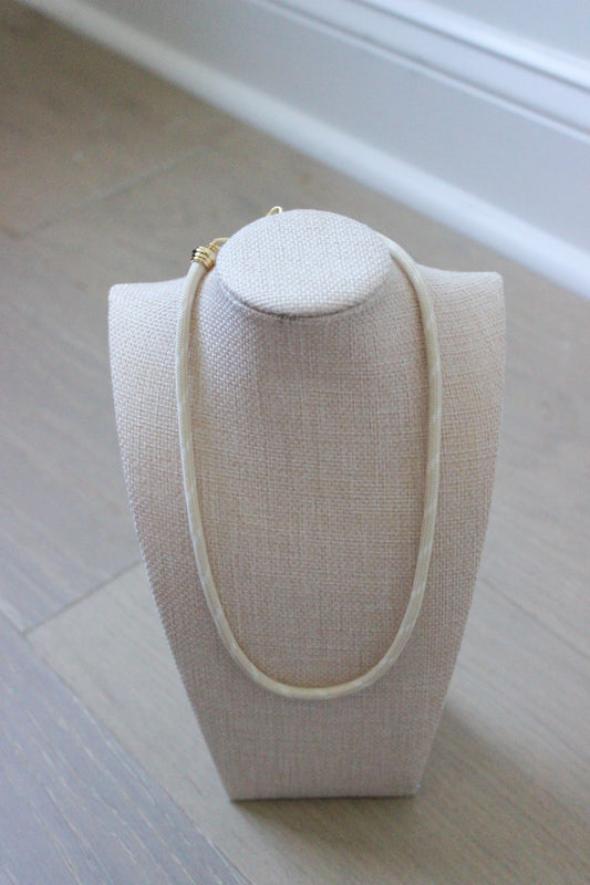 Alice Paracord Necklace